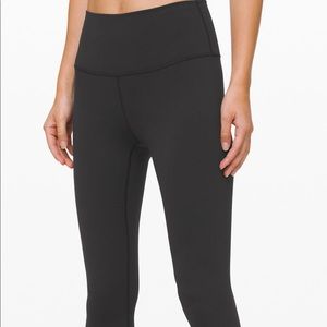 Wunder under high rise 21” crops